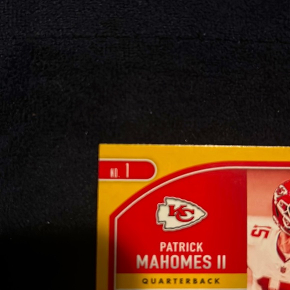 Patrick Mahomes Absolute Football card No.1 - Picture 3 of 3